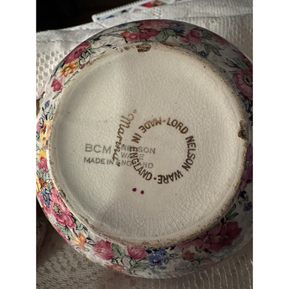 Triple Tier Vintage Teapot - Picture 8 of 8